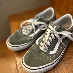 Vans women’s olive canvas & suede 8
